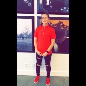 Meet your Posher, Hannah